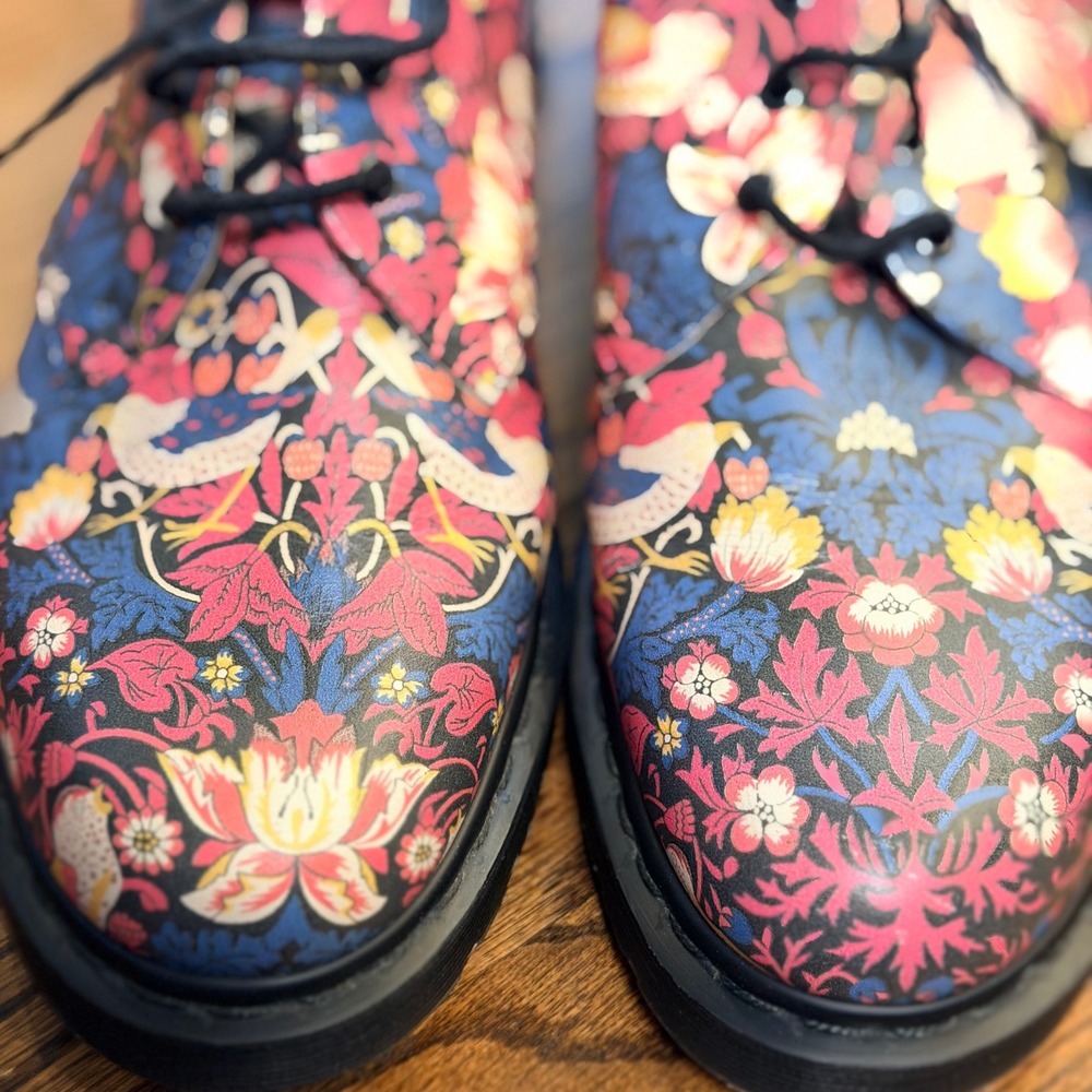 Dr. Martens x Liberty 1461 Strawberry Thief Floral Leather Shoes Size M8 W9 Rare - Picture 5 of 10